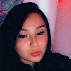 Meet your Posher, Jemarah